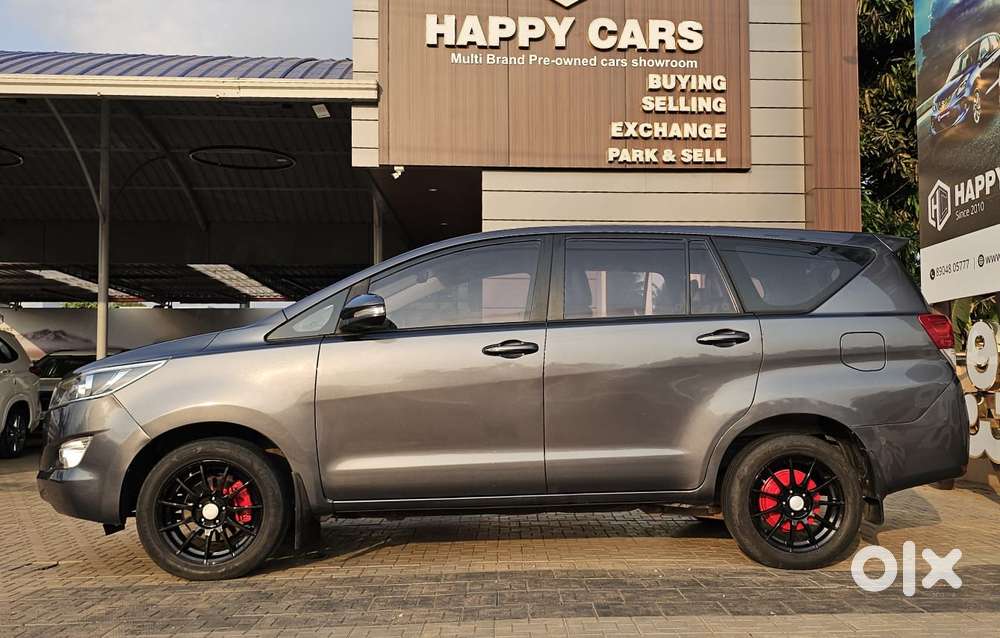 Toyota Innova Crysta G 8 Str, 2016, Diesel