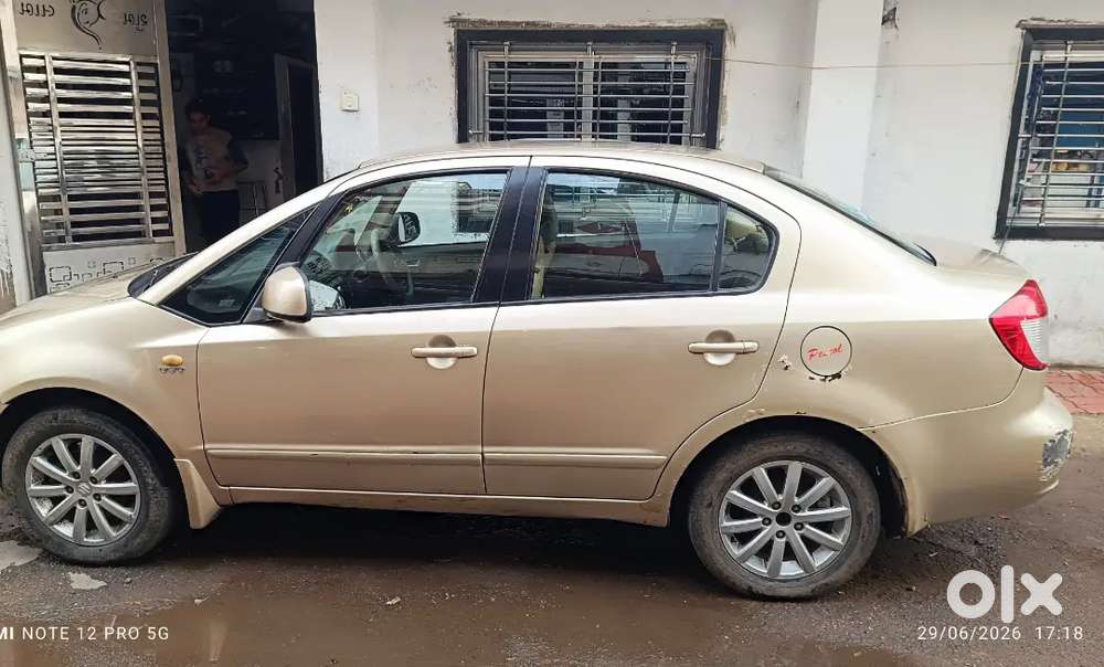 Urgent Sell. Maruti Suzuki Sx4 Zxi 2010