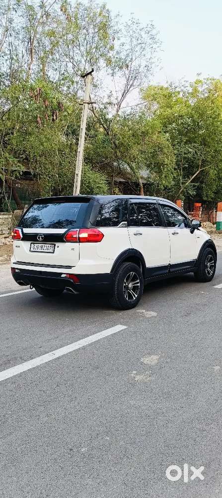 Tata Hexa 1st Owner 7 Seats