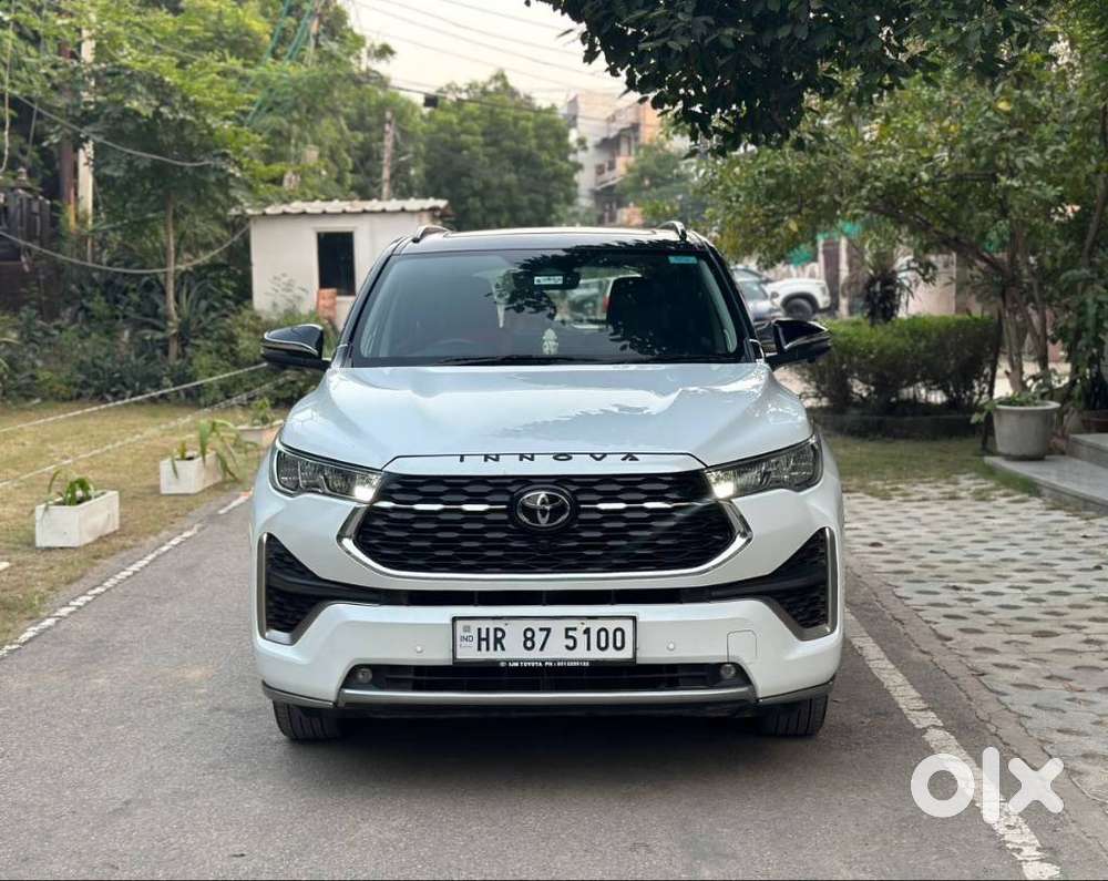 Toyota Innova Hycross 2.0 Zx (o) Hybrid 7 Str, 2026, Petrol