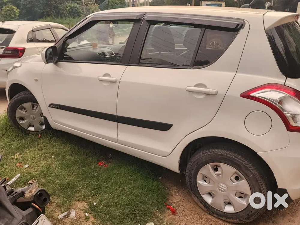Maruti Suzuki Swift 2017 Cng &petrol  Good Condition