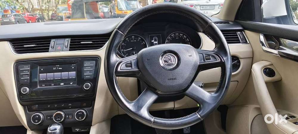Skoda Octavia Elegance 1.8 Tsi At, 2015, Petrol