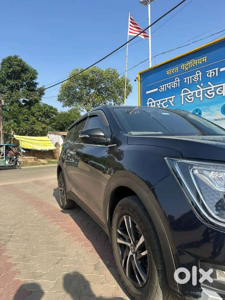 Mahindra Xuv700 Ax 5 2022