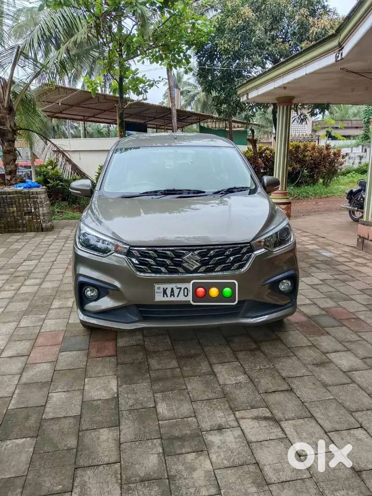 Maruti Suzuki Ertiga 2022 Petrol 70000 Km Driven