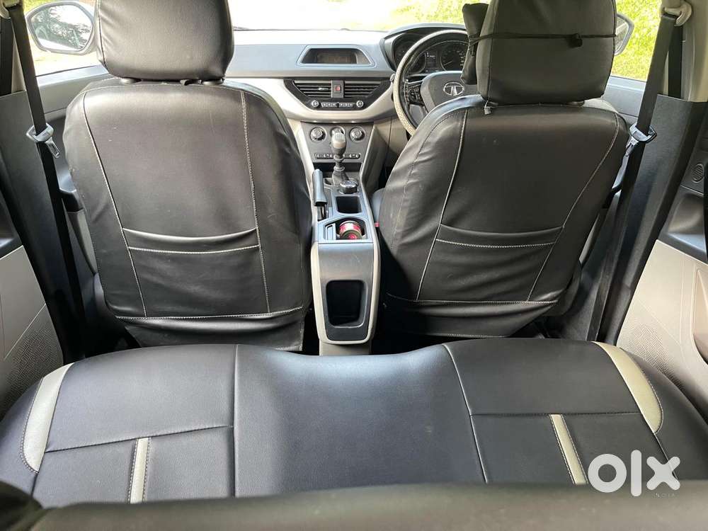 Tata Nexon 1.2 Revotron Xm (s), 2018, Petrol