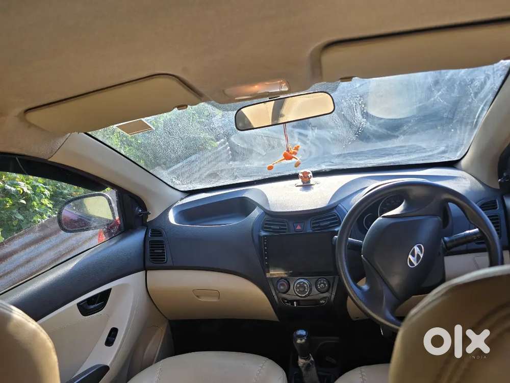 Hyundai Eon 1.0 Magna Plus 2012
