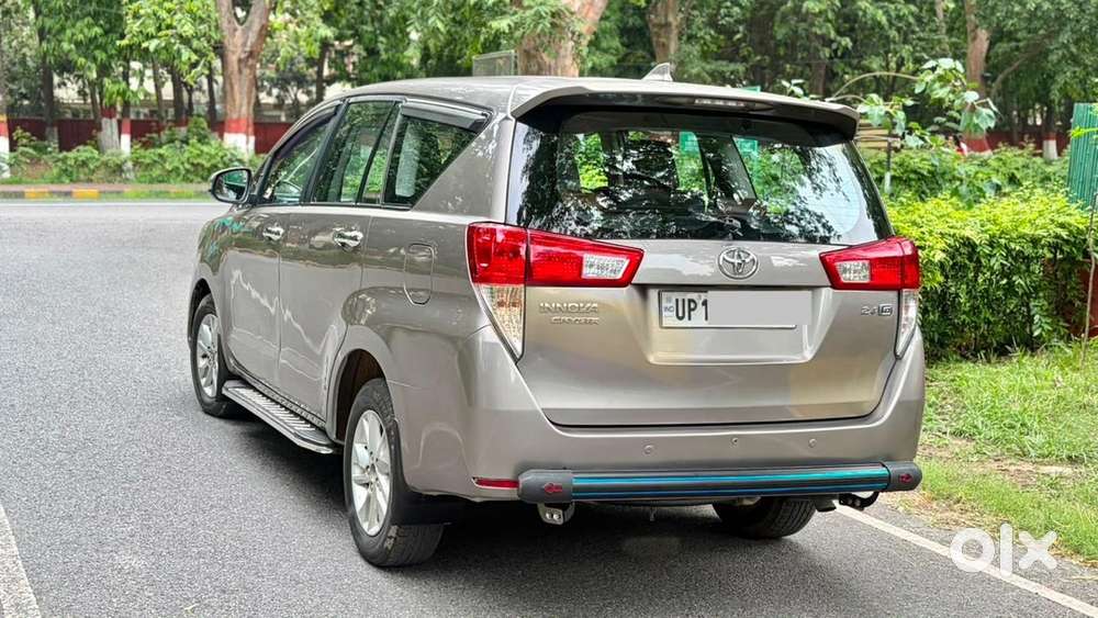  Toyota Innova Crysta 2.4 G Diesel &ndash; Excellent Condition