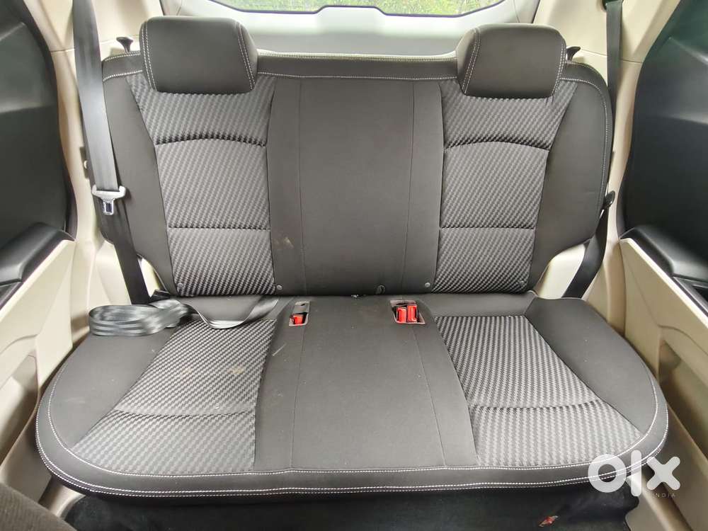 Mahindra Xuv300 W4, 2024, Petrol
