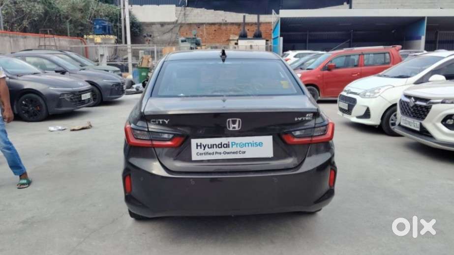 Honda City 1.5 V 5th Gen I-vtec Mt, 2021, Petrol
