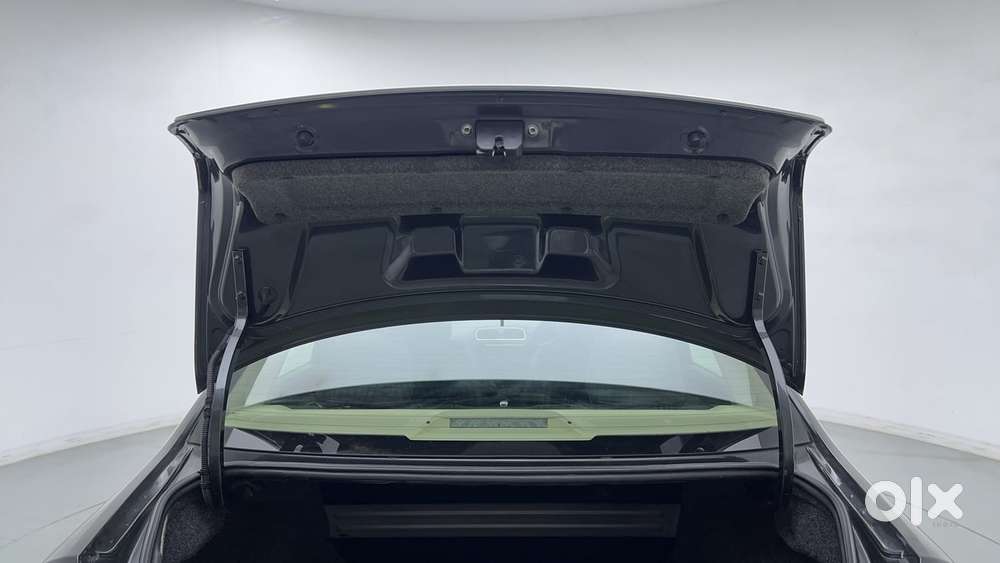 Skoda Rapid 1.5 Tdi Style/1.5 At Style, 2020, Petrol