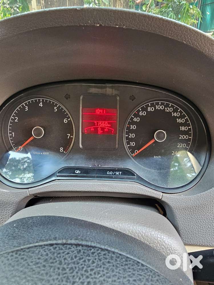 Volkswagen Vento 1.5 Highline Plus At 16 Alloy, 2012, Petrol