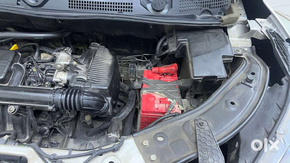 Nissan Magnite 1.0 Xv, 2022, Petrol