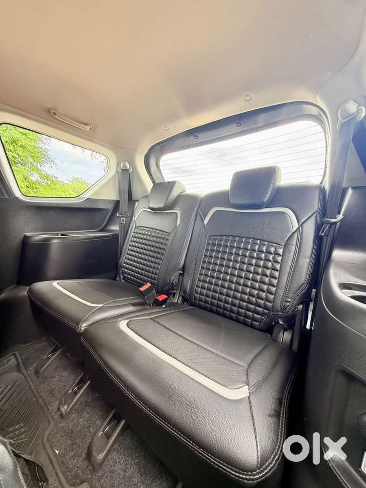 Maruti Suzuki Xl6 1.5 Zeta Mt, 2025, Petrol