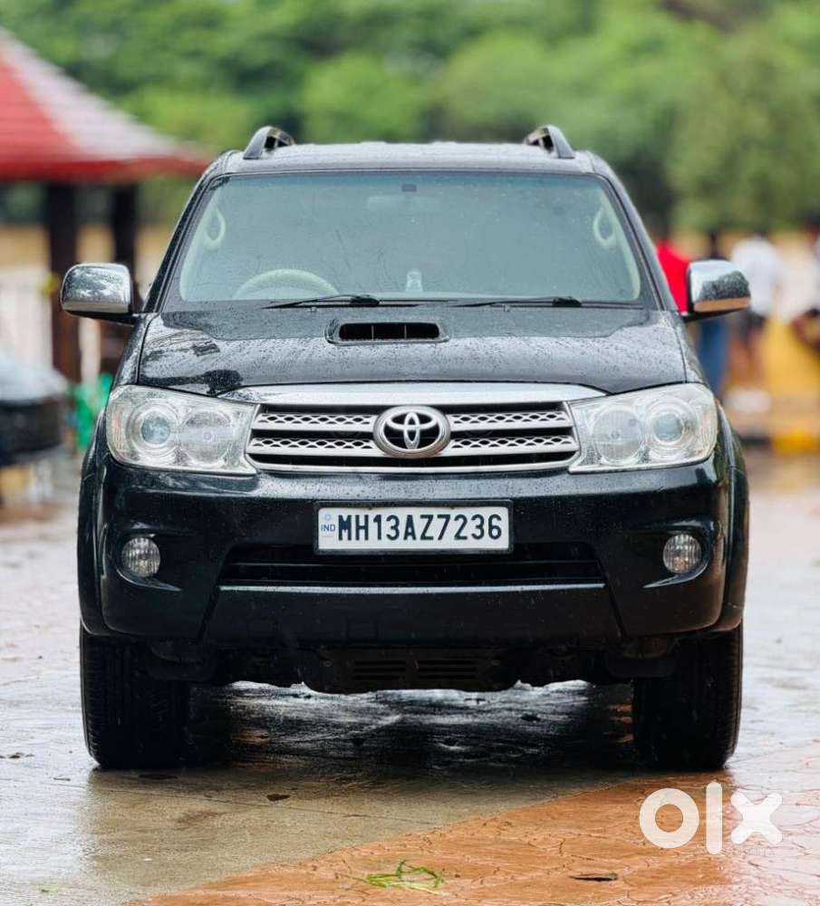 Toyota Fortuner 3.0 4x4 Manual, 2011, Diesel