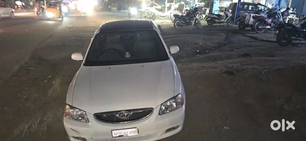 Hyundai Accent Hatchback 2012