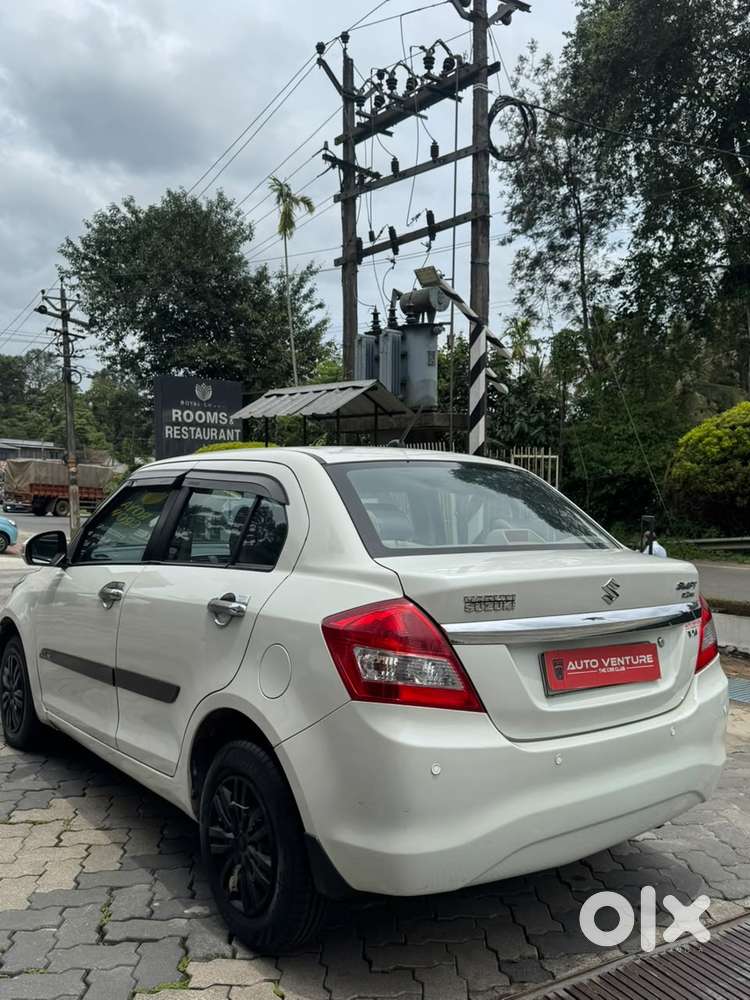 Maruti Suzuki Dzire 1.2 Vxi, 2015, Petrol