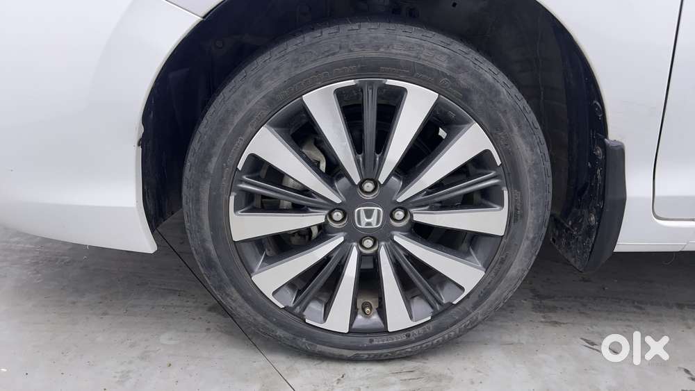 Honda City 1.5 Zx I-vtec Mt, 2023, Petrol