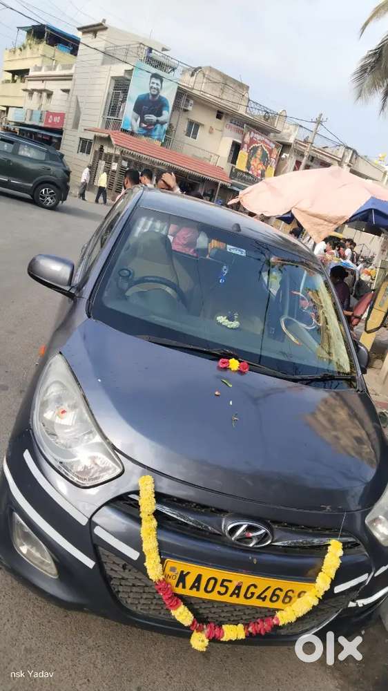 Petrol & Cng 2017 I10 Sport