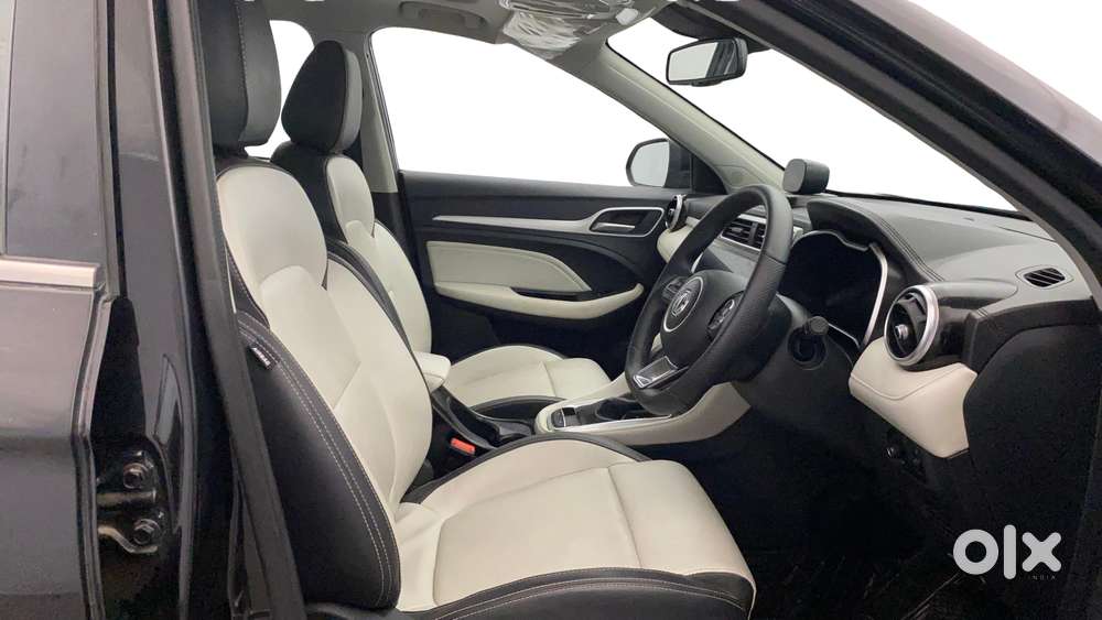 Mg Astor 1.5 Sharp(o) Cvt Ivory, 2024, Petrol