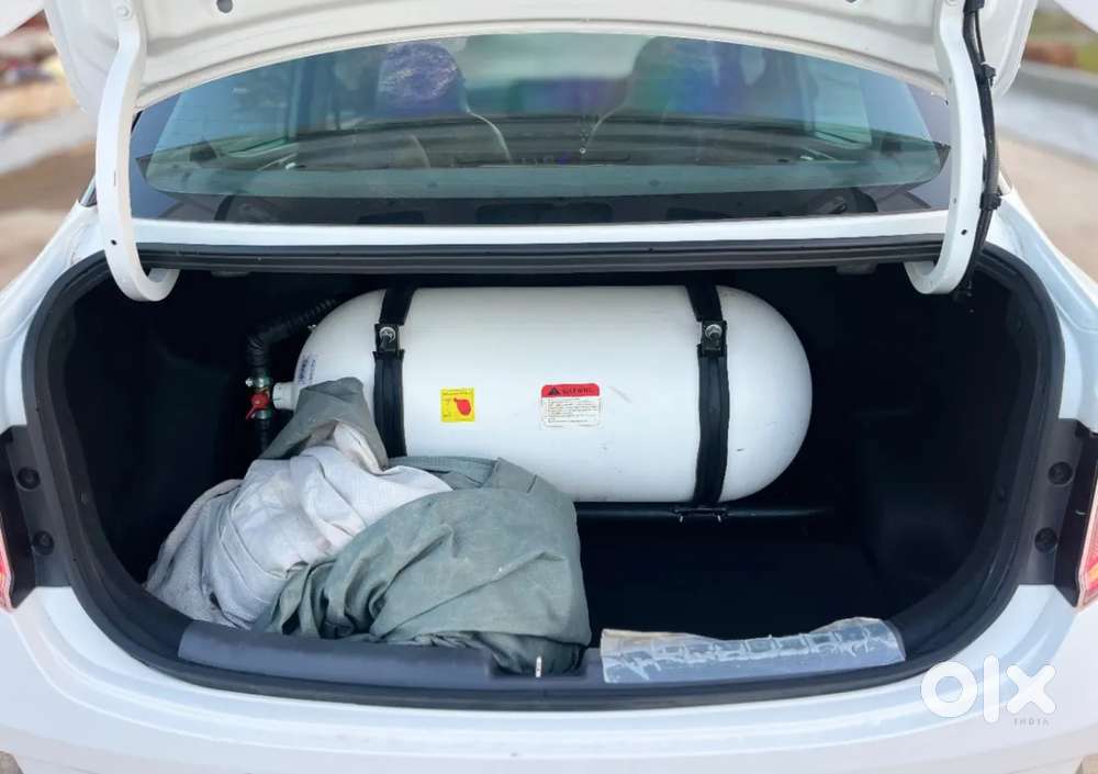 Hyundai Aura 1.2 Sx Cng, 2025, Cng & Hybrids