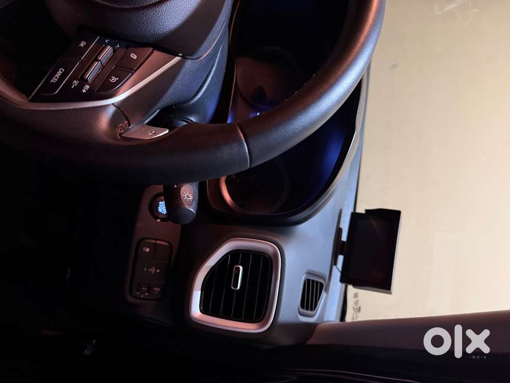 [negotiable] Hyundai Venue 2021 Petrol 22298 Km Driven