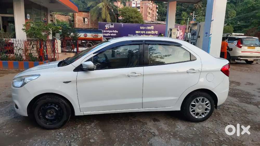 Ford Aspire 2015