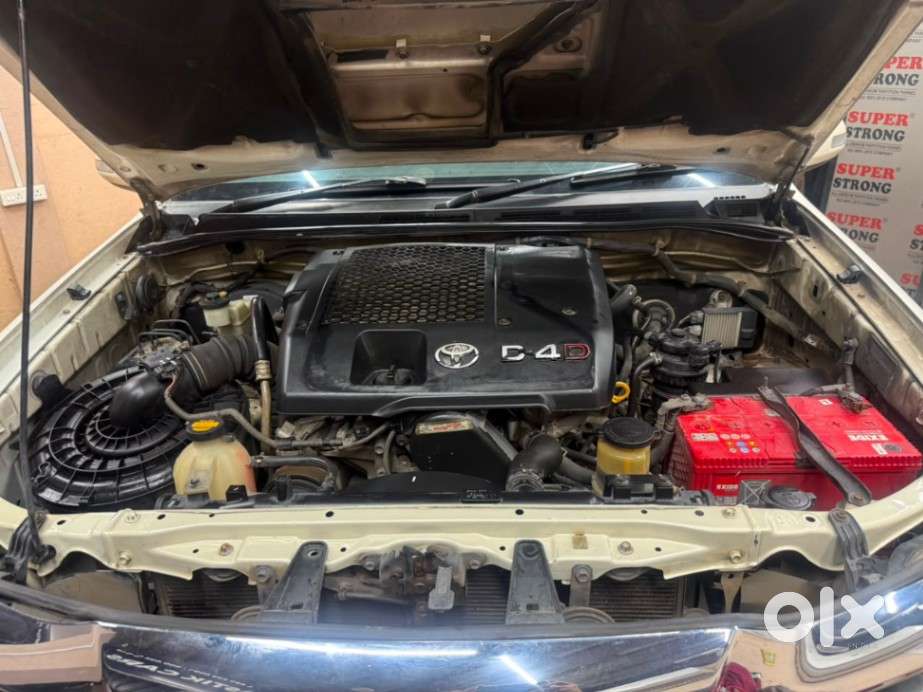 Toyota Fortuner 4x2 Manual, 2014, Diesel