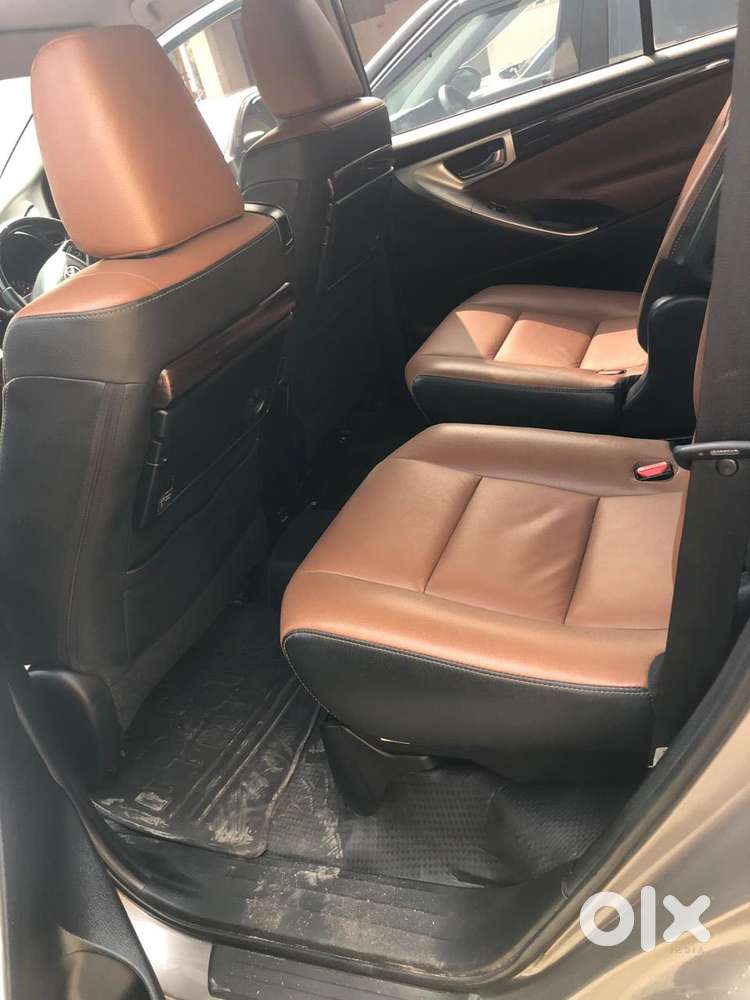 Toyota Innova Crysta [2020-ongoing] 2.4 Zx At 7 Str, 2022, Petrol