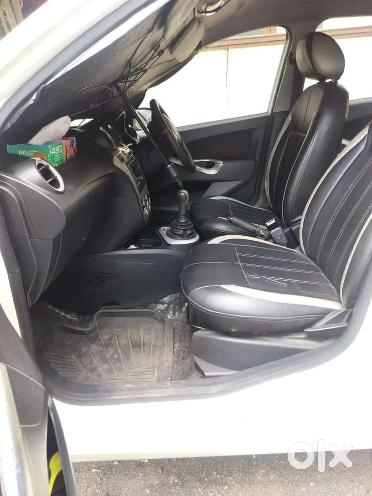 Ford Figo Petrol Zxi 2011