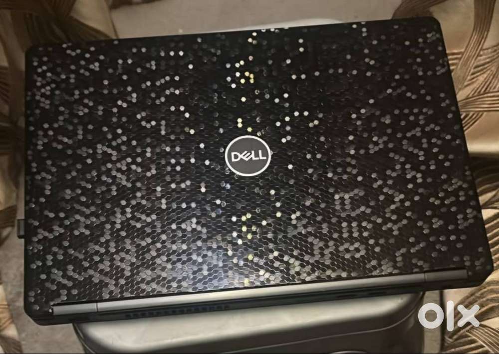 DELL-PC7CCOF i5 LATITUDE 5490 WITH 8GB RAM AND GRAPHICS CARD