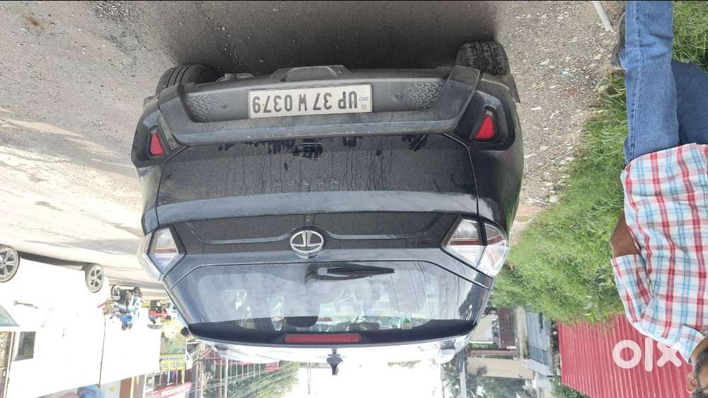 Tata Nexon 2023 Petrol Dark