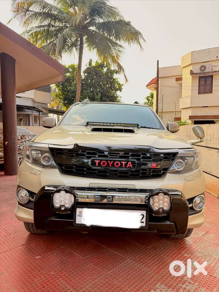 Toyota Fortuner 4x4 2013 Re Registration.