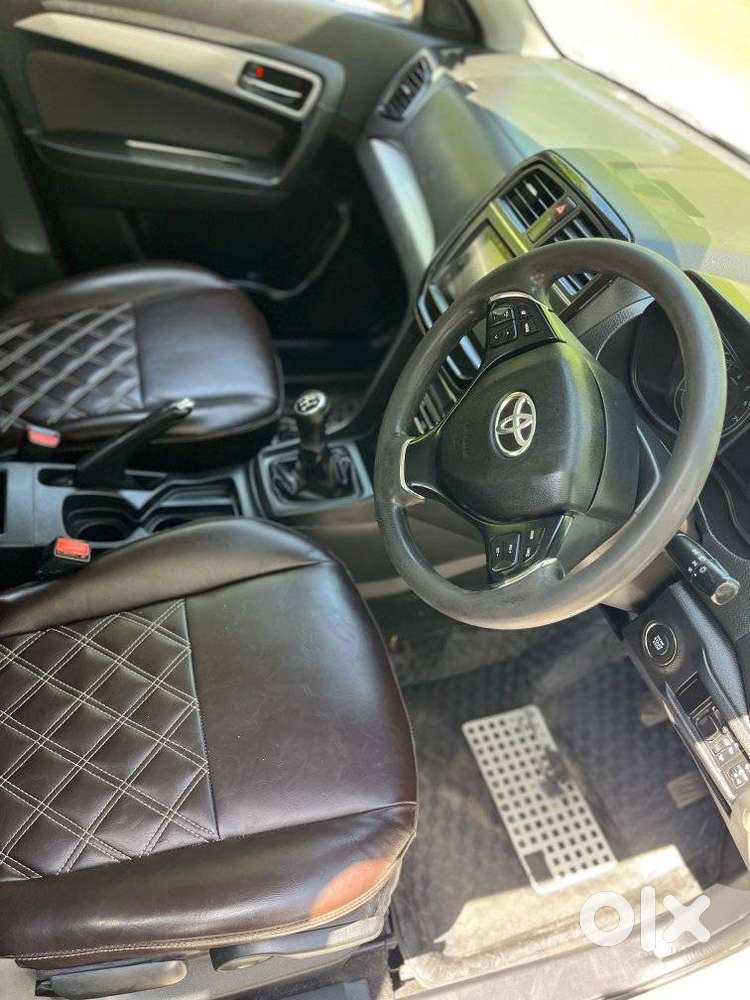 Toyota Urban Cruiser 1.5 High Grade Mt, 2022, Petrol