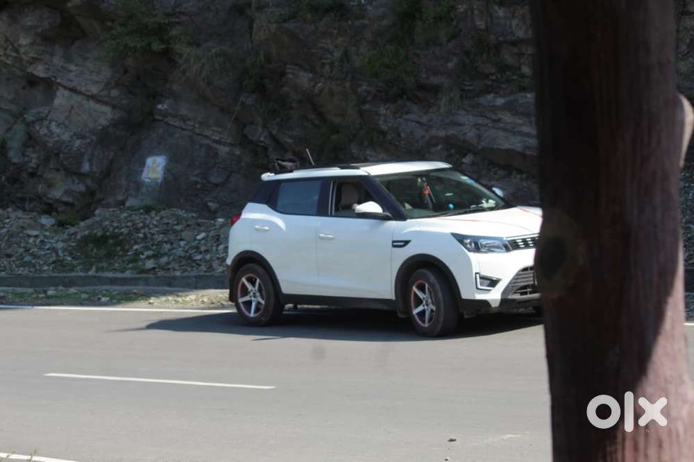 Mahindra Xuv300 2021 Petrol Well Maintained