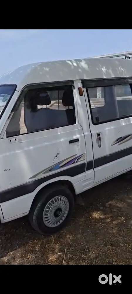 Maruti Suzuki Omni 2011