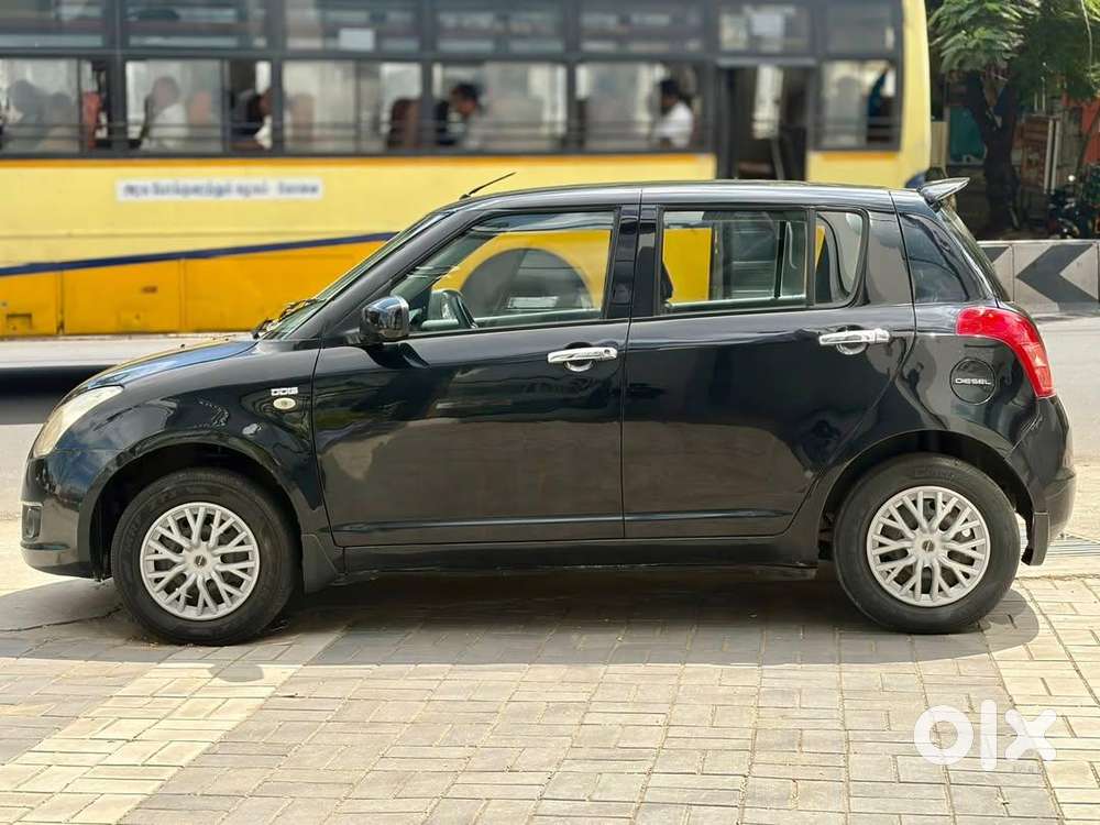 Maruti Suzuki Swift Vdi Bsiv, 2010, Diesel