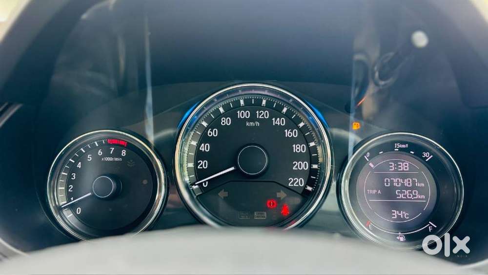 Honda City I-vtec V, 2018, Petrol
