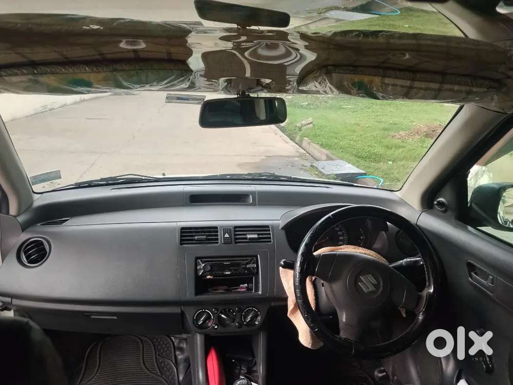 Maruti Suzuki Dzire Tour 2016