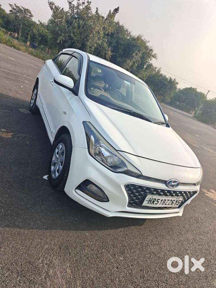 Hyundai I20 1.2 Magna Executive, 2020, Cng & Hybrids