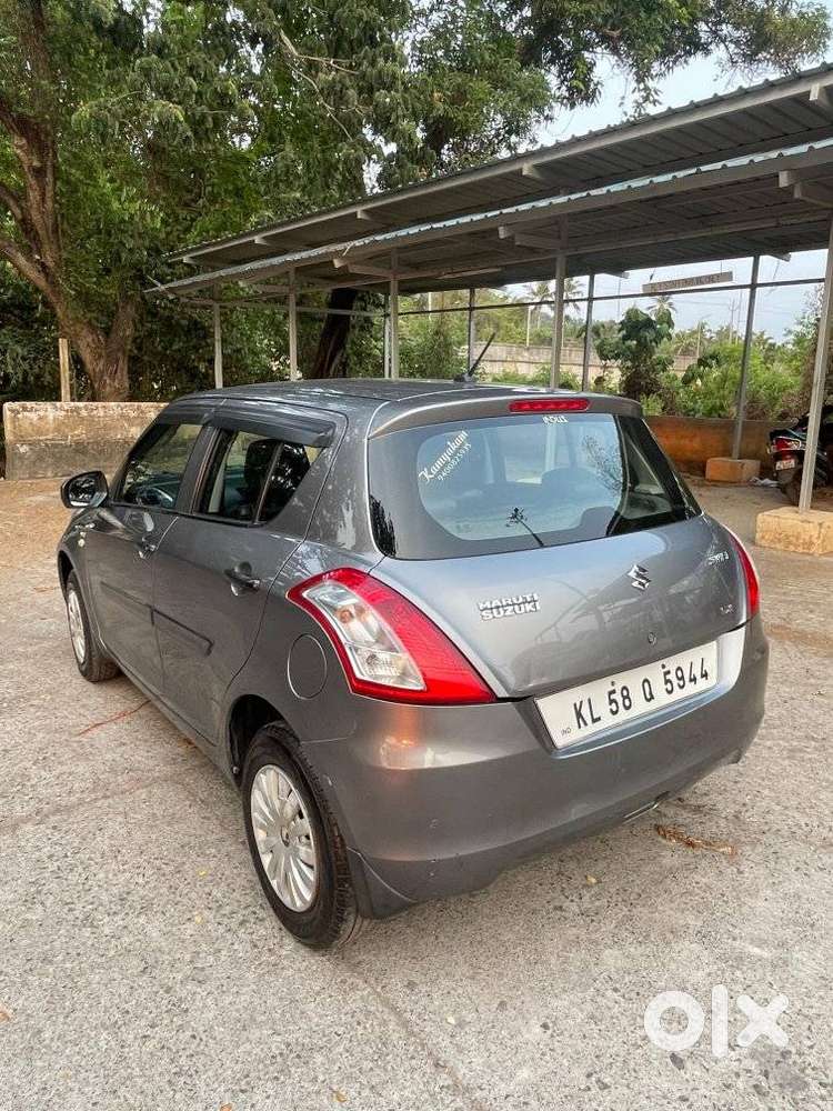 Maruti Suzuki Swift Lxi, 2015, Petrol