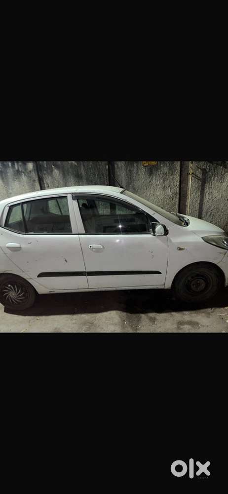 Hyundai I10 2012 85000 Km Driven