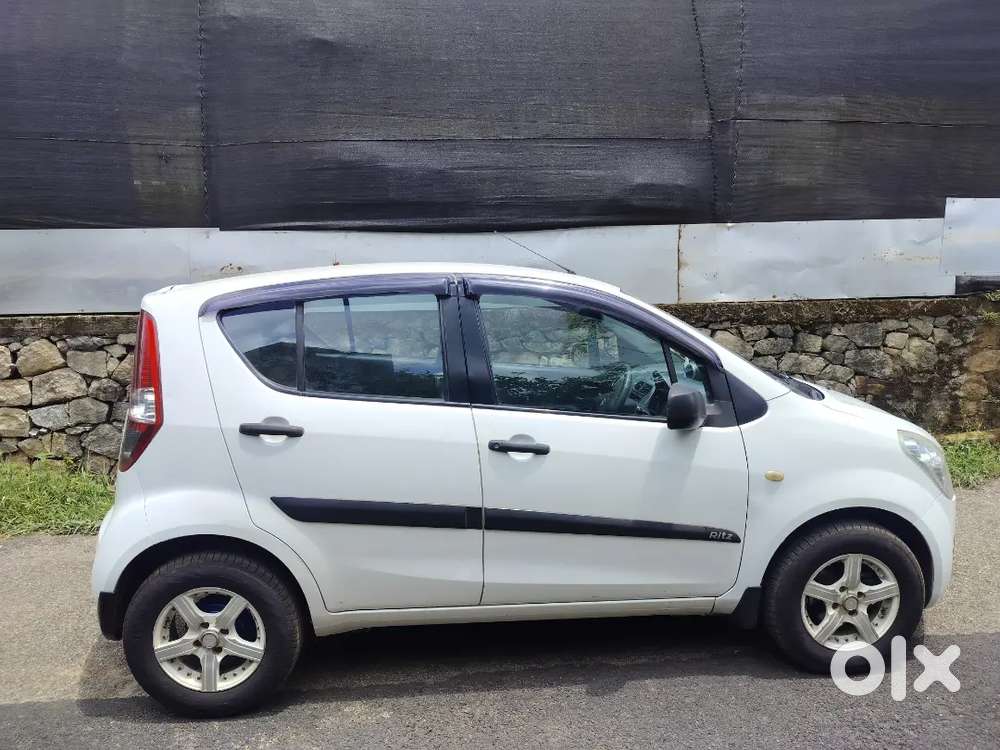 Maruti Suzuki Ritz 2010 Petrol 89500 Km Driven