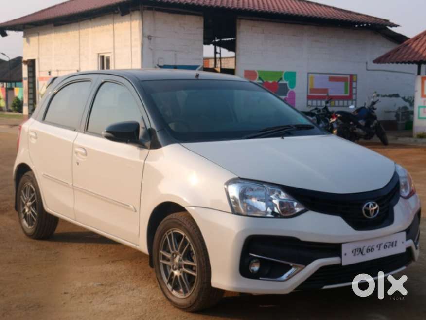 Toyota Etios Liva, 2016, Petrol