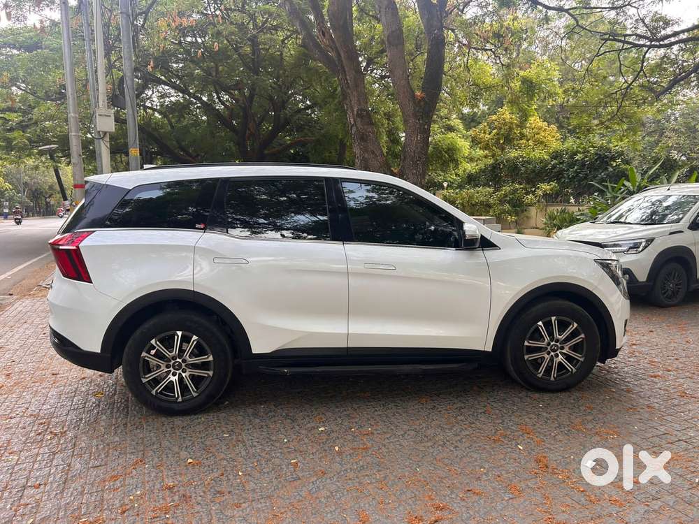Mahindra Xuv700 2.2 Ax 7 Diesel At Str Awd, 2024, Diesel