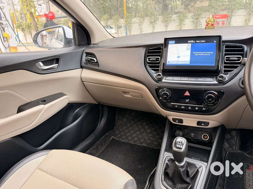 Hyundai Verna 1.5 Sx (o) Vtvt, 2022, Petrol