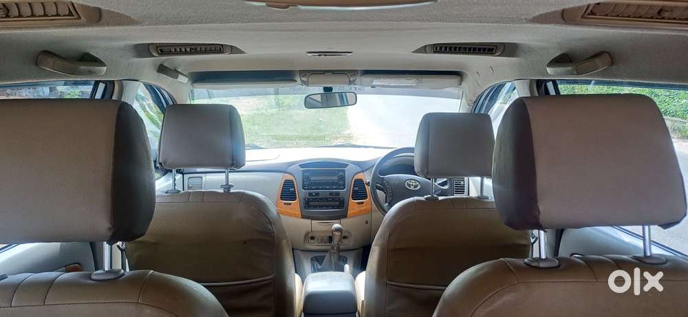 Toyota Innova 2.0 V, 2011, Diesel