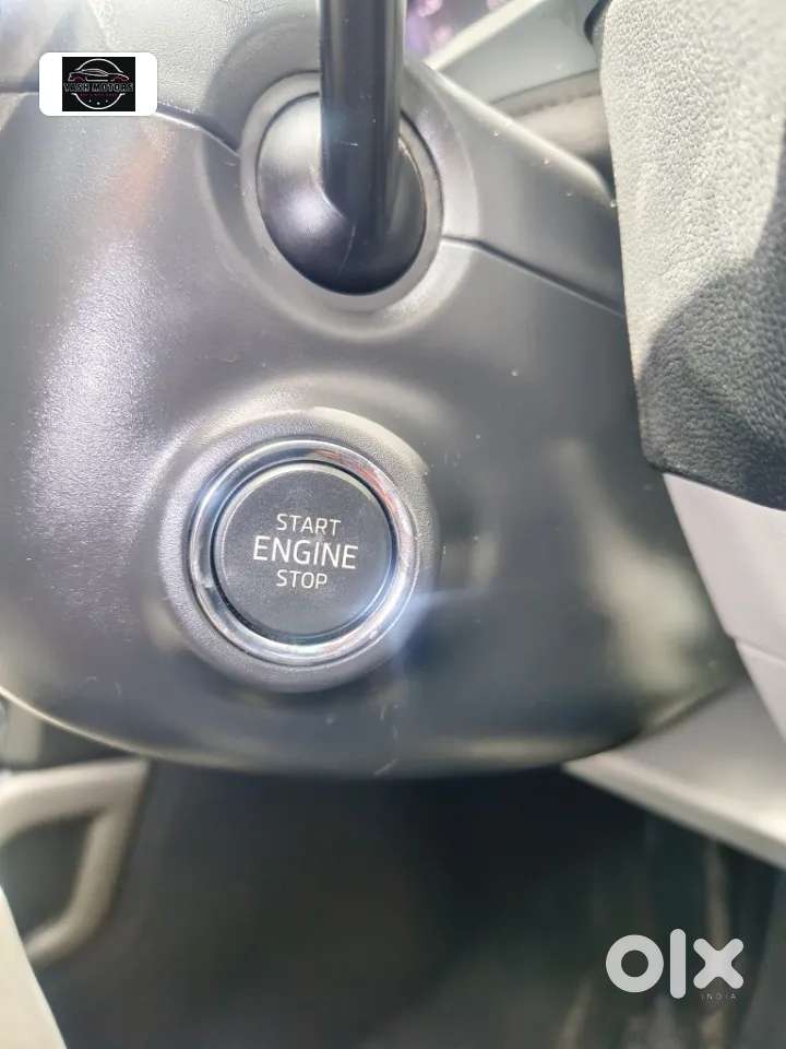 Skoda Kylaq Signature Plus At, 2025, Petrol