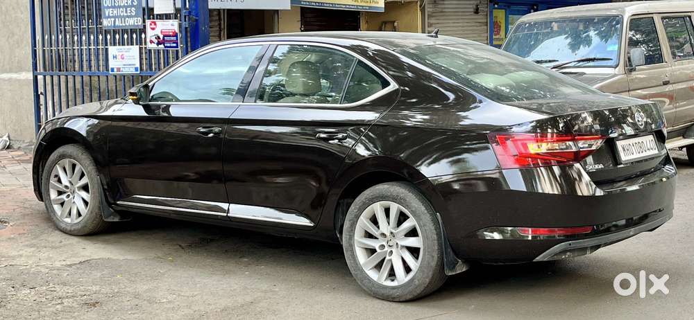 Skoda Superb Lk 1.8 Tsi At, 2018, Petrol