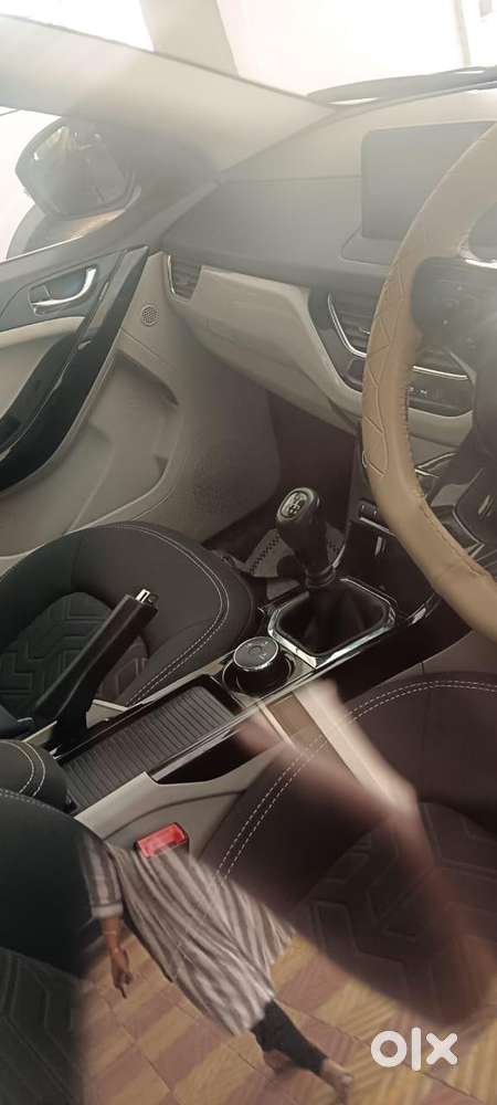 Tata Nexon 1.2 Revotron Xz Plus Premium, 2021, Petrol