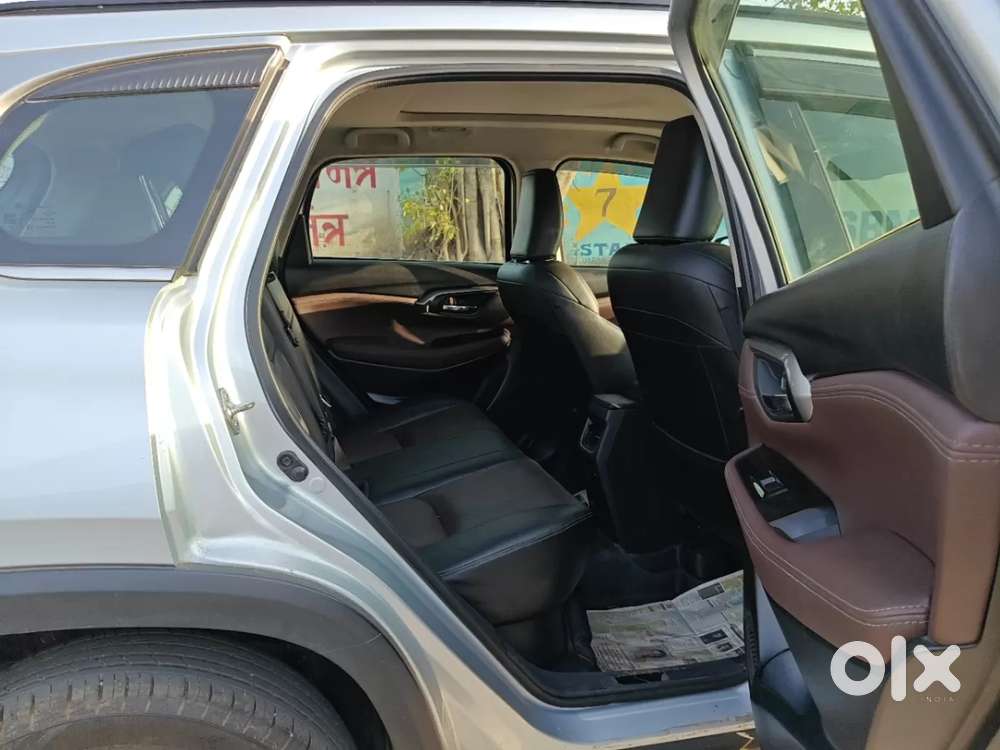 Maruti Suzuki Grand Vitara 1.5 Alpha Smart Hybrid Allgrip, 2022, Pet..